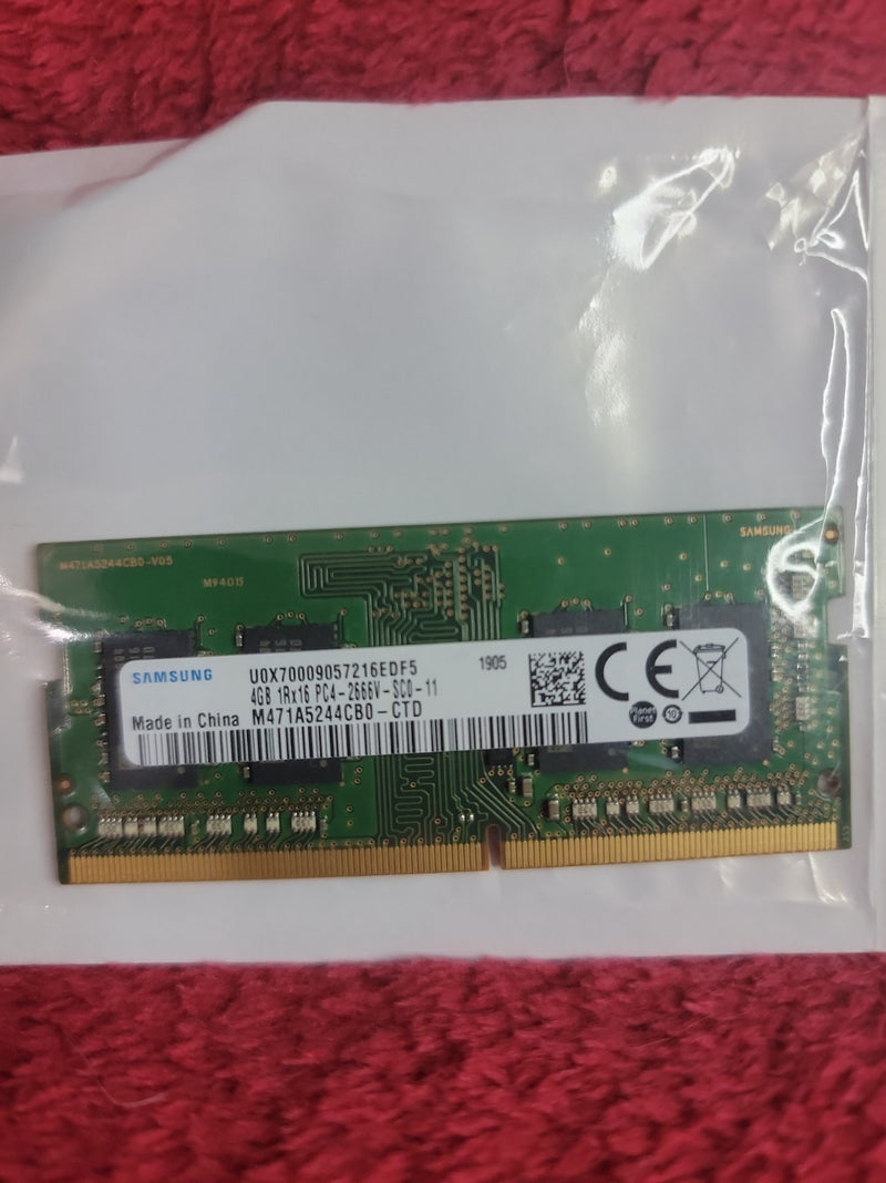 Samsung 4GB SO-DIMM DDR4 SDRAM Memory (M471A5244CB0-CTD)